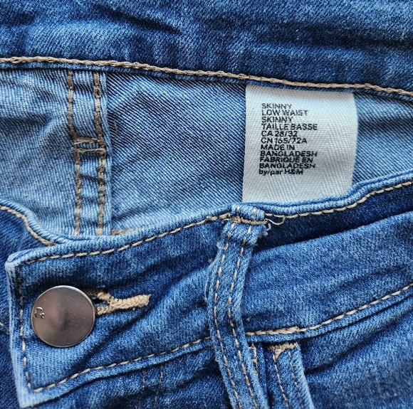 2/$10 H&M Denim - Picture 4 of 4